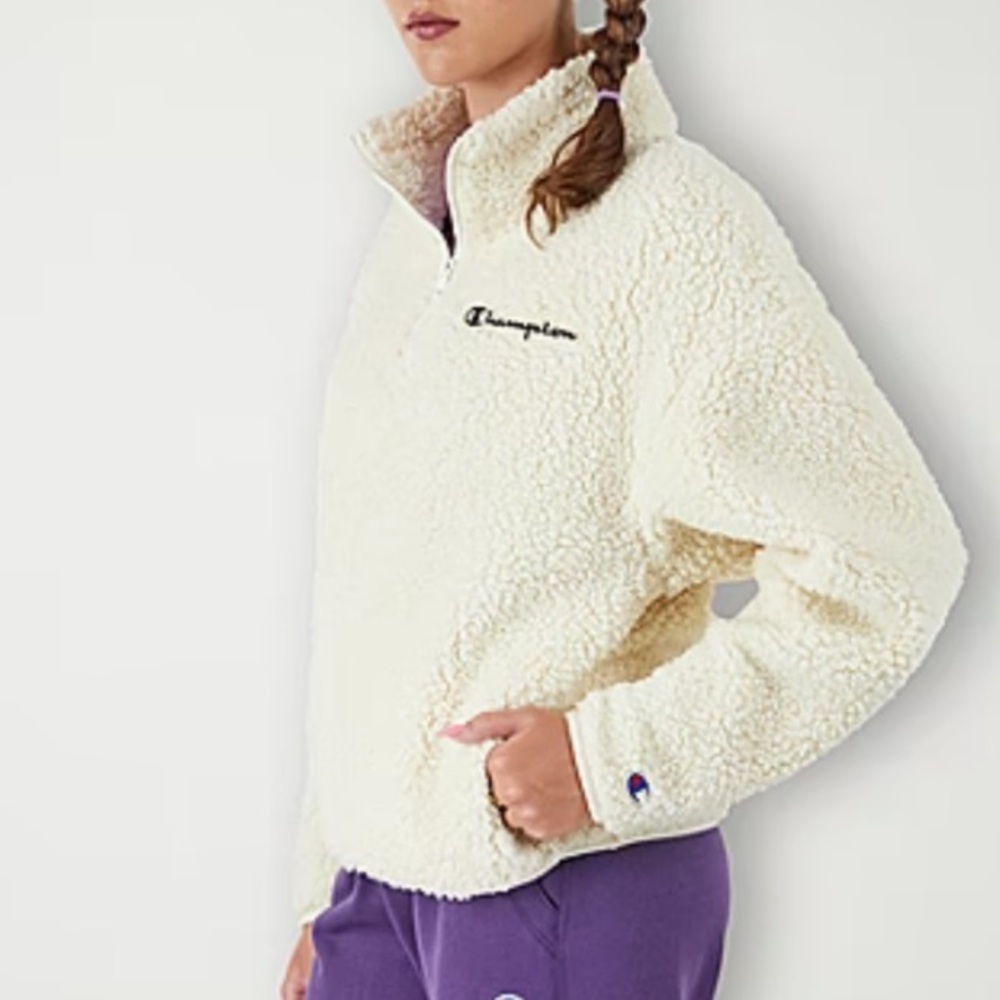 Champion Mock Neck 1/4 Zip Long Sleeved Fuzzy Pullover